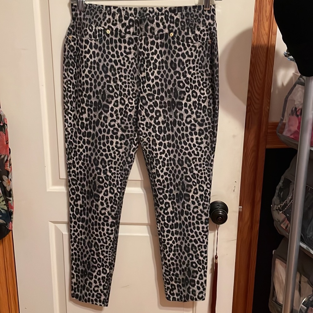 Michael Michael Kors' leggings are versatile and stylish